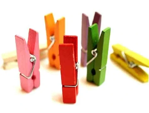 Renkli Mini Ahşap Mandal (100 Adet) Renkli Mini Ahşap Mandal (100 Adet)