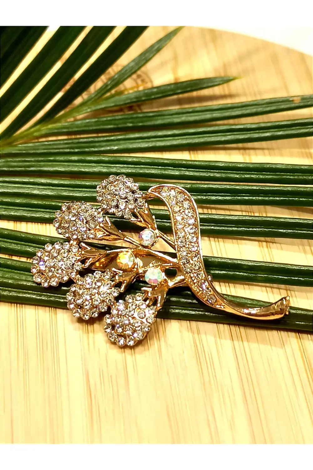 Renkli Sarı Renk Broş