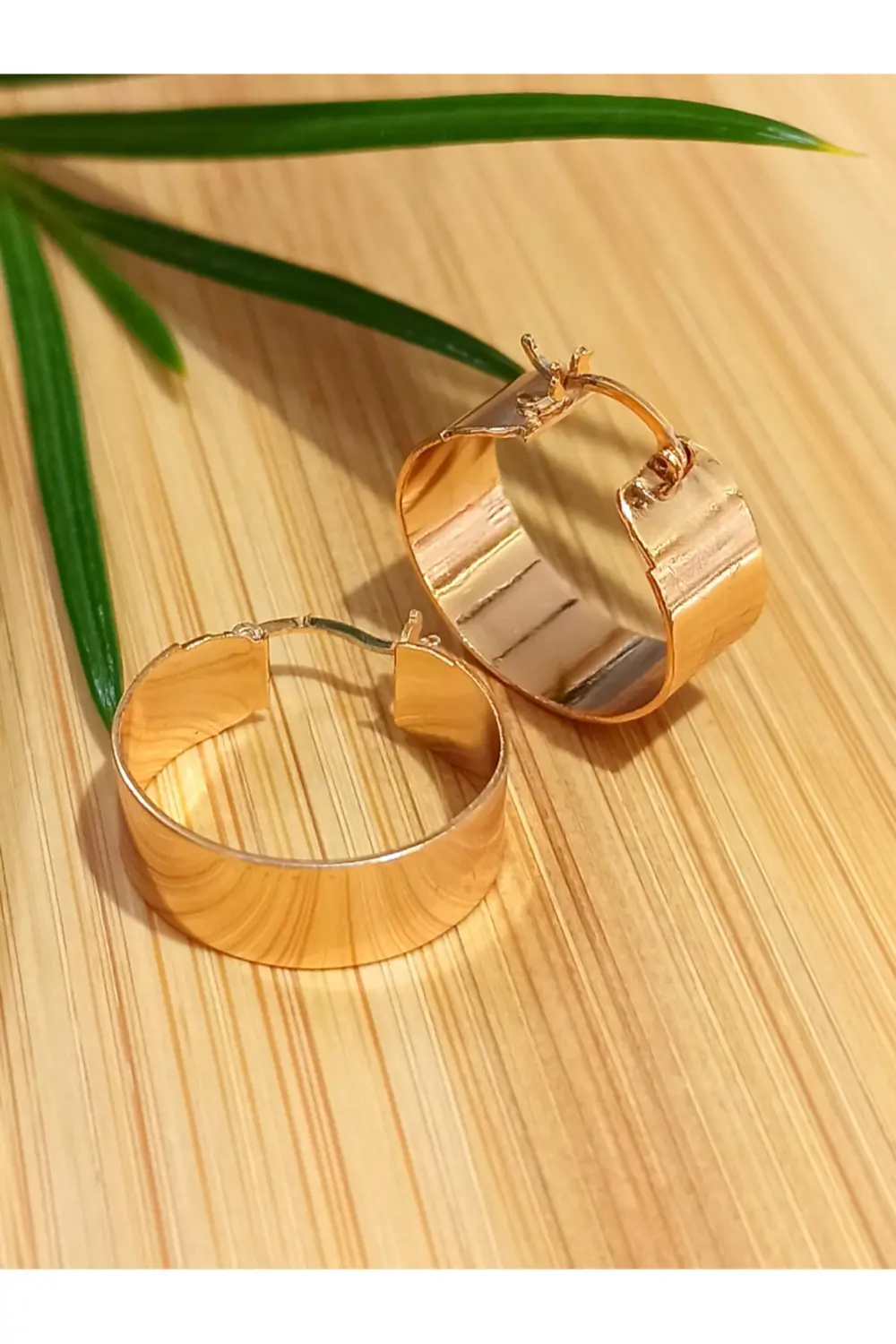 Renkli Tarz Yaratan Küpe