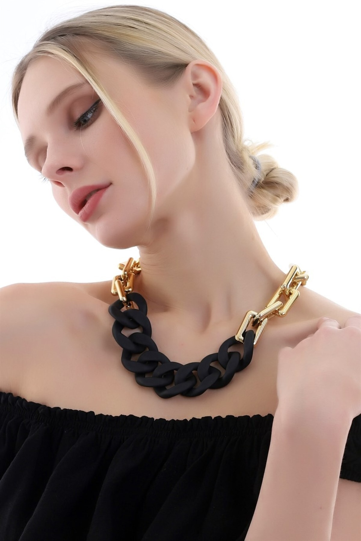 Renkli Zarif Ve Şık Zincir Kolye