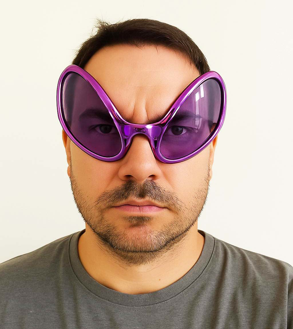 Retro Gözlük - 80 li 90 lı Yıllar Parti Gözlüğü Mor Renk 8x13 cm Retro Gözlük - 80 li 90 lı Yıllar Parti Gözlüğü Mor Renk 8x13 cm