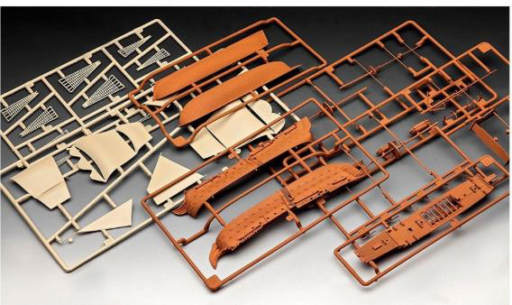 REVELL MODEL SET 65819 HMS VICTORY -12