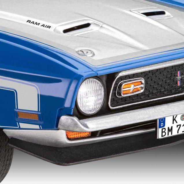 Revell Model Set 67699 1971 Ford Mustang Boss 351 Revell Model Set 67699 1971 Ford Mustang Boss 351