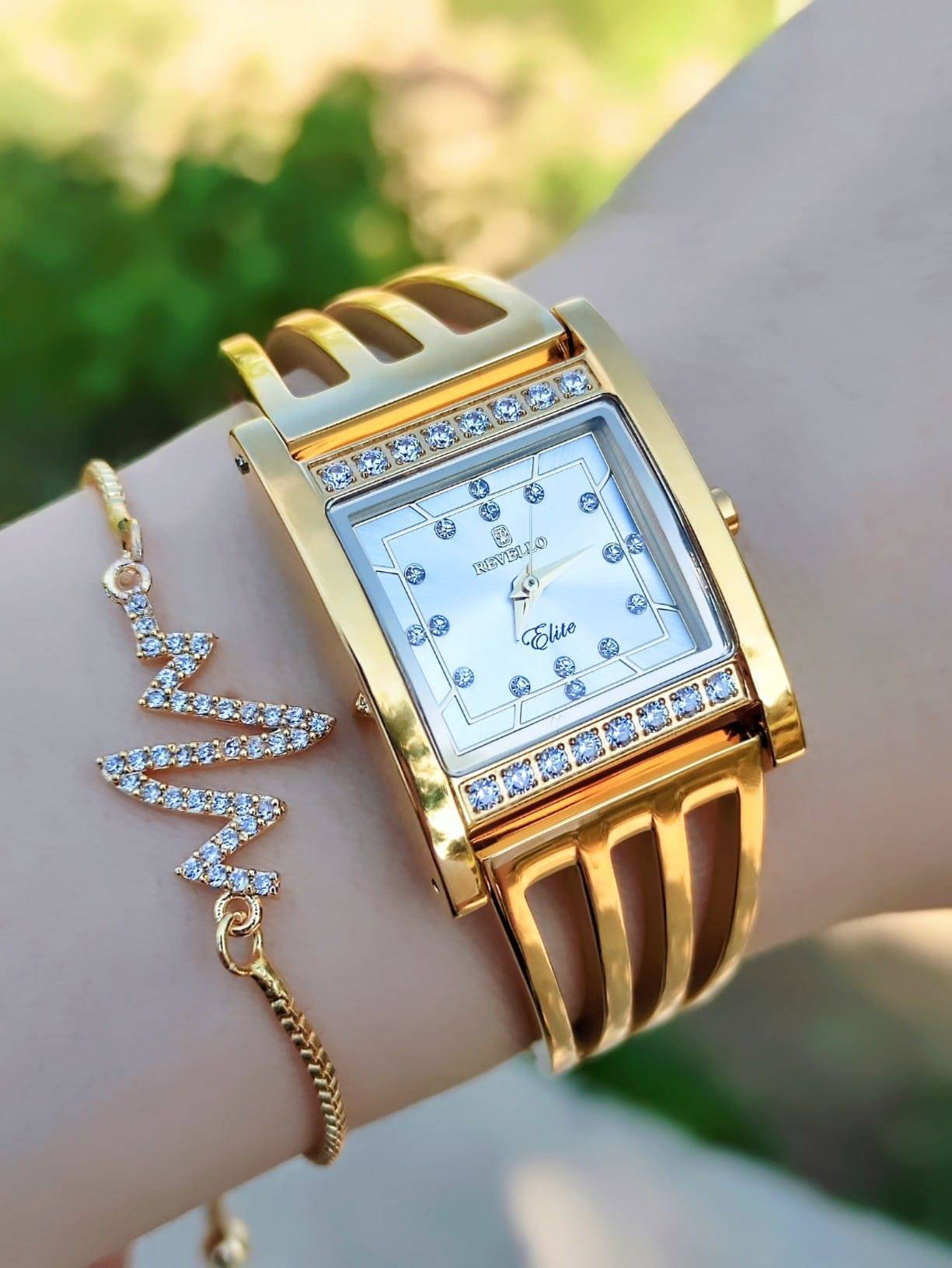 Revello Altın Kaplama Kaburga Modeli Swarovski Taşlı 30 mt Su Geç