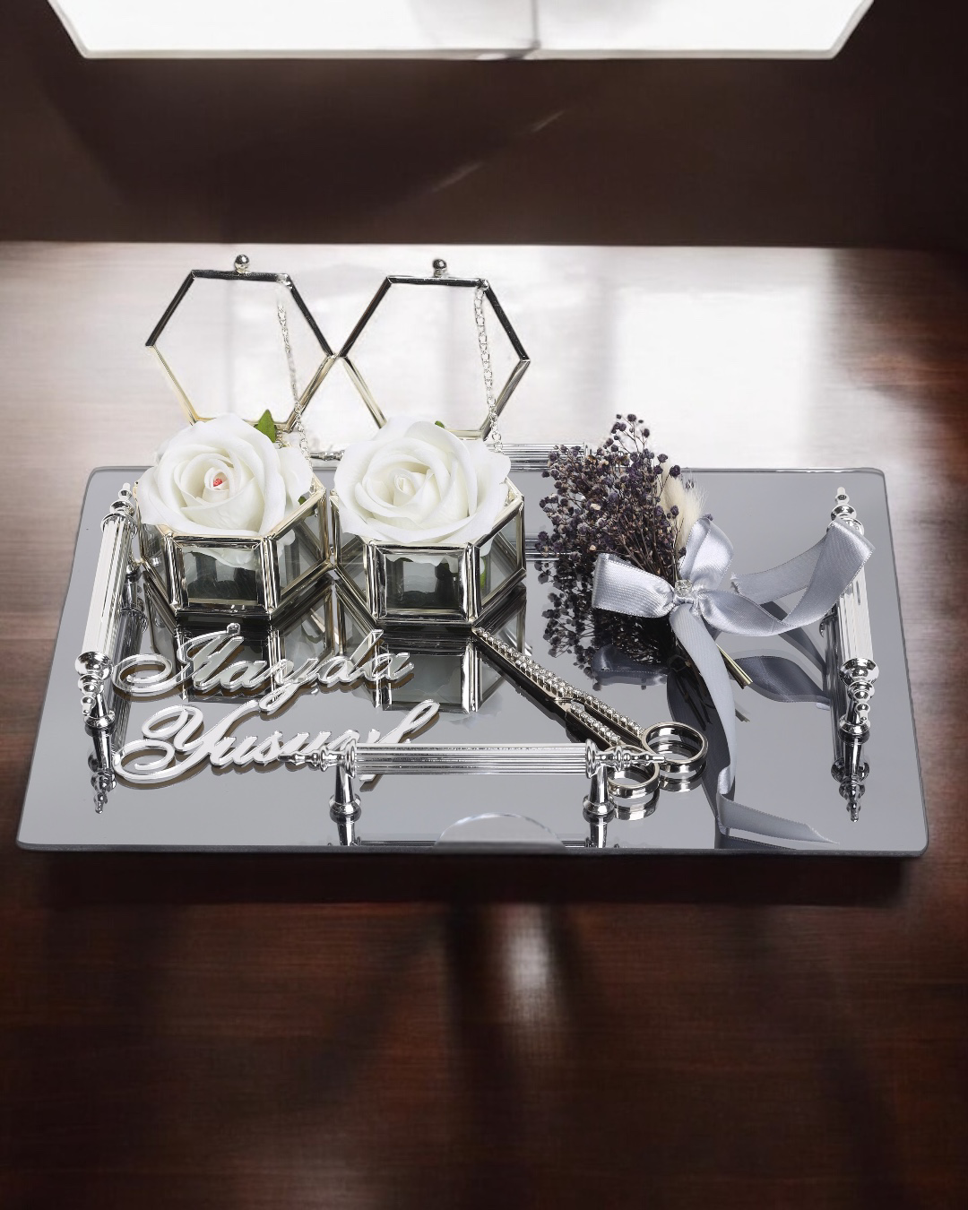 Reverence Gümüş Dikdörtgen Nişan Tepsisi Reverence Gümüş Dikdörtgen Nişan Tepsisi