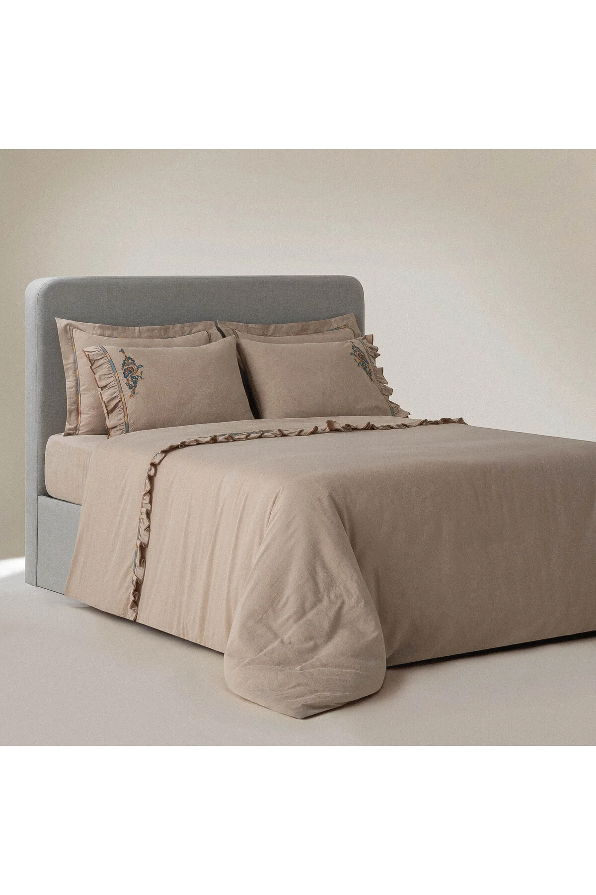 Revna Çift Kişilik Nevresim Takımı %100 Organik Pamuk Saten Parça Boya Bej 200x220 Cm
