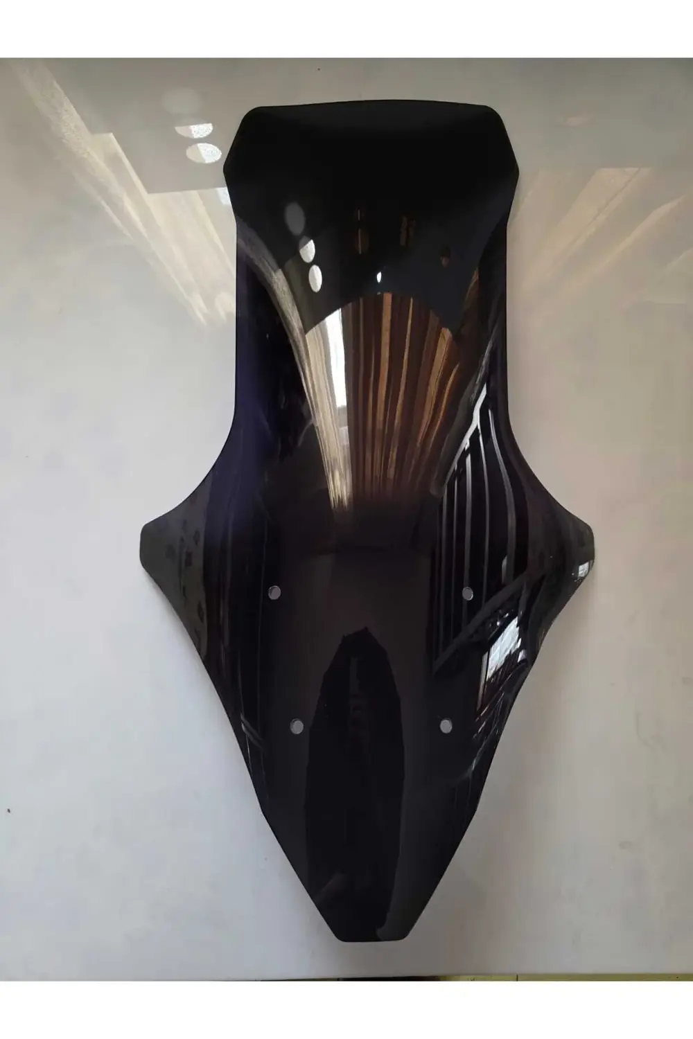 Revolt Rm5 Siperlik Ön Cam 2020-2022 Model 78cm Siyah Renkli 4mm