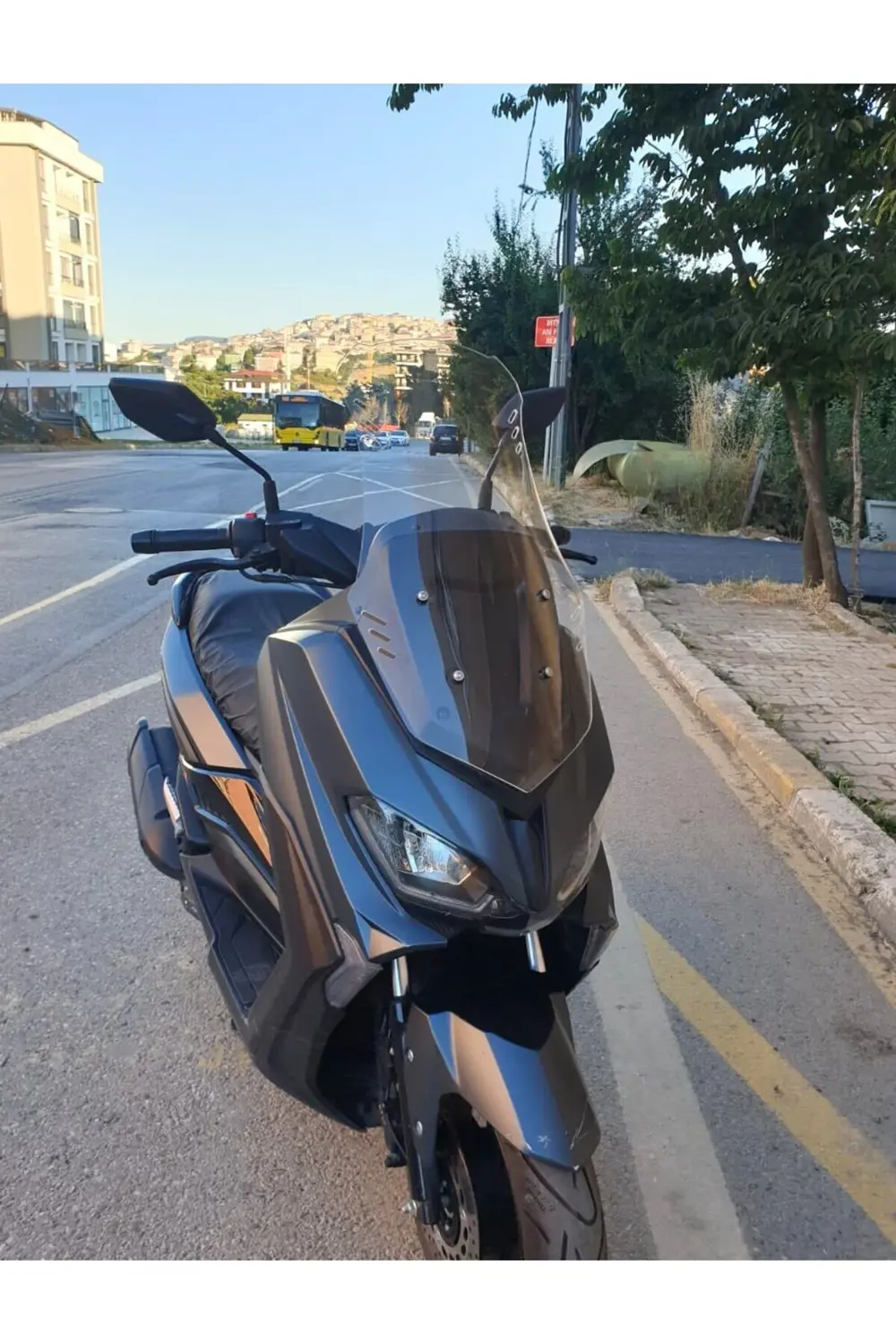 Revolt RSX5 Siperlik Ön Cam 2022-2025 Model 65cm Şeffaf Renkli 4m