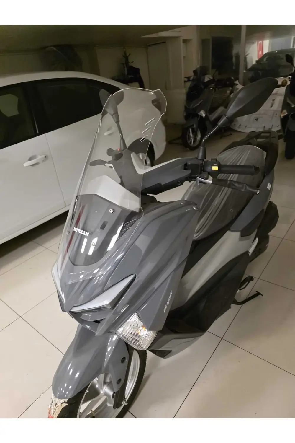 Revolt RSX5 Siperlik Ön Cam 2022-2025 Model 75cm Şeffaf Renkli 4m