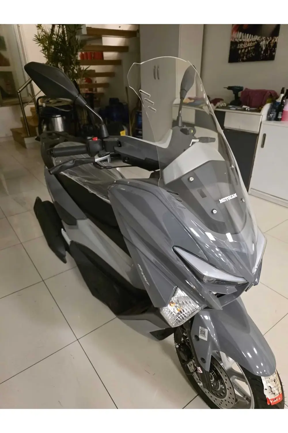 Revolt RSX5 Siperlik Ön Cam 2022-2025 Model 75cm Şeffaf Renkli 4m
