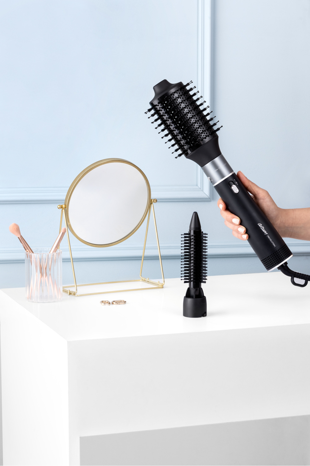 Revolution Hava Üflemeli 5'i 1 Arada Şekillendirici - AR5162