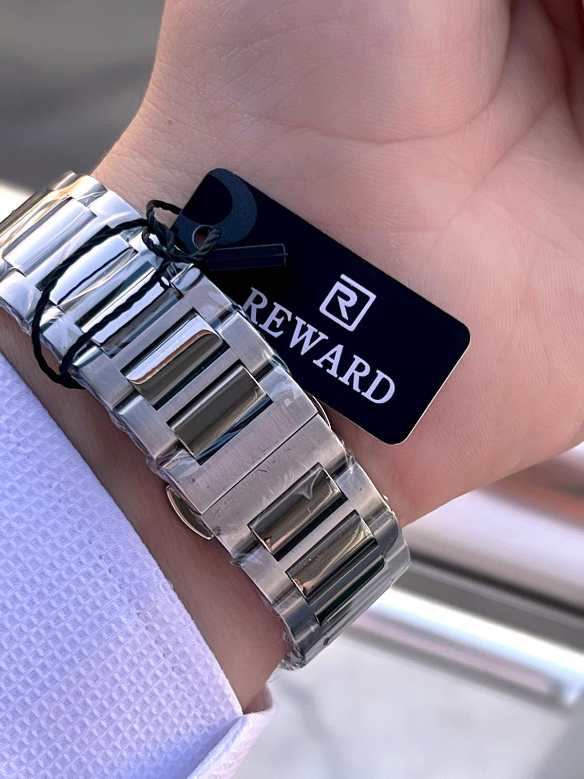 Reward Çelik Kordon 5 Atm Suya Dayanıklı Takvimli Kadran 2 Yıl Ga