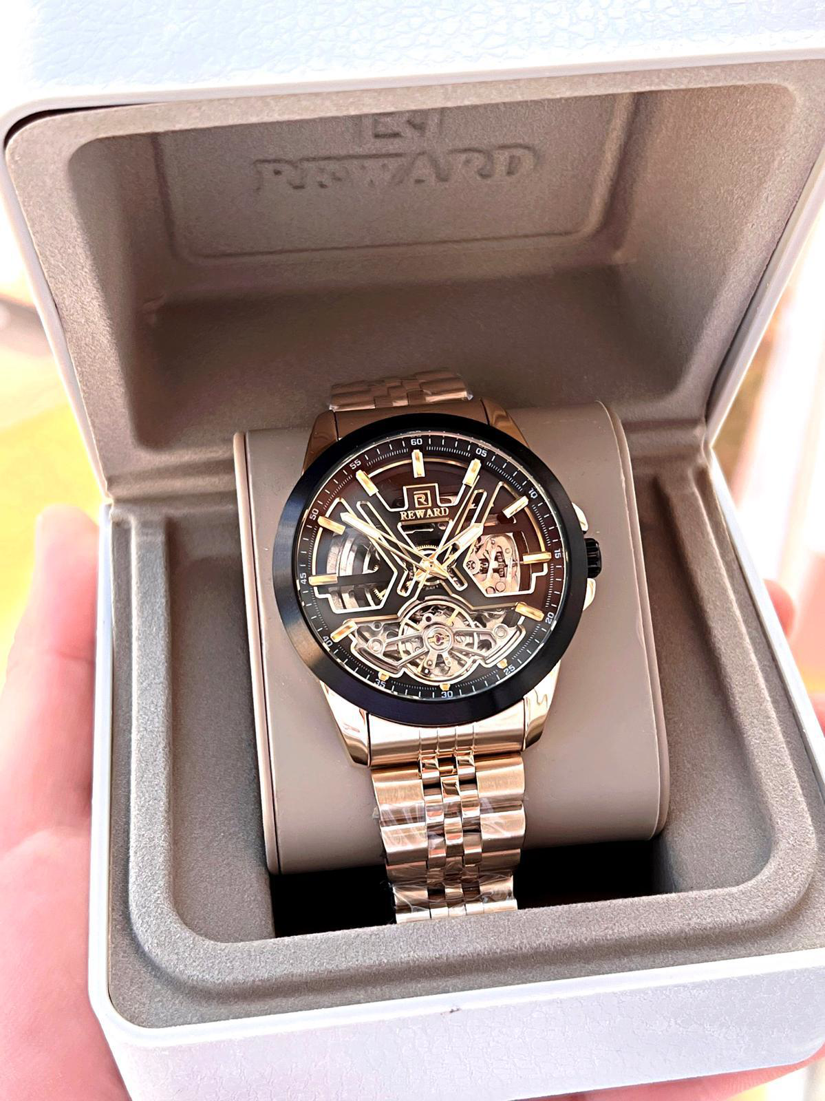 Reward Gold/Siyah Otomatik Mekanizma Çelik Kordon 5 Atm Suya Daya