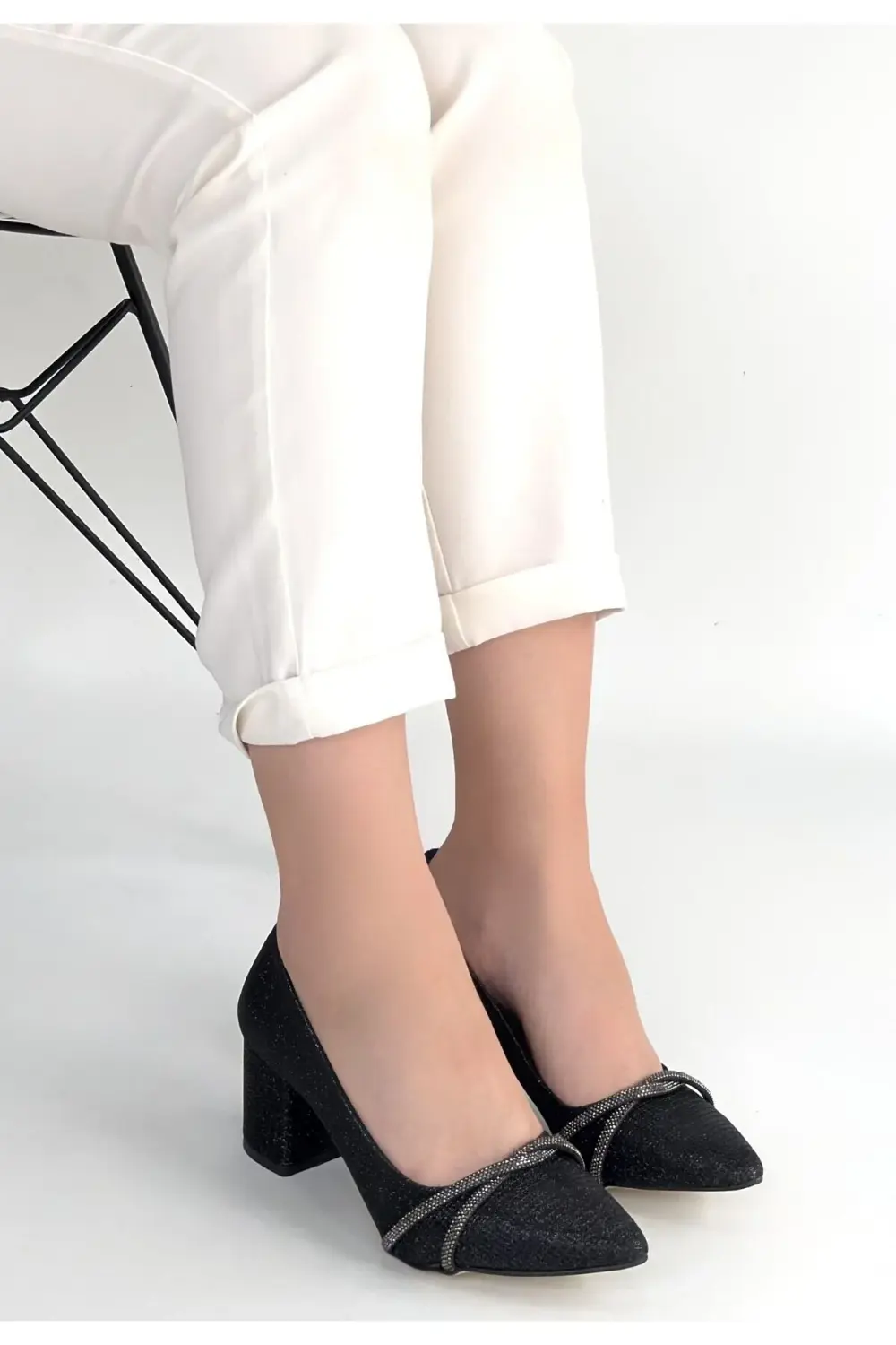 Rewin Siyah Simli Cilt Topuklu Ayakkabı