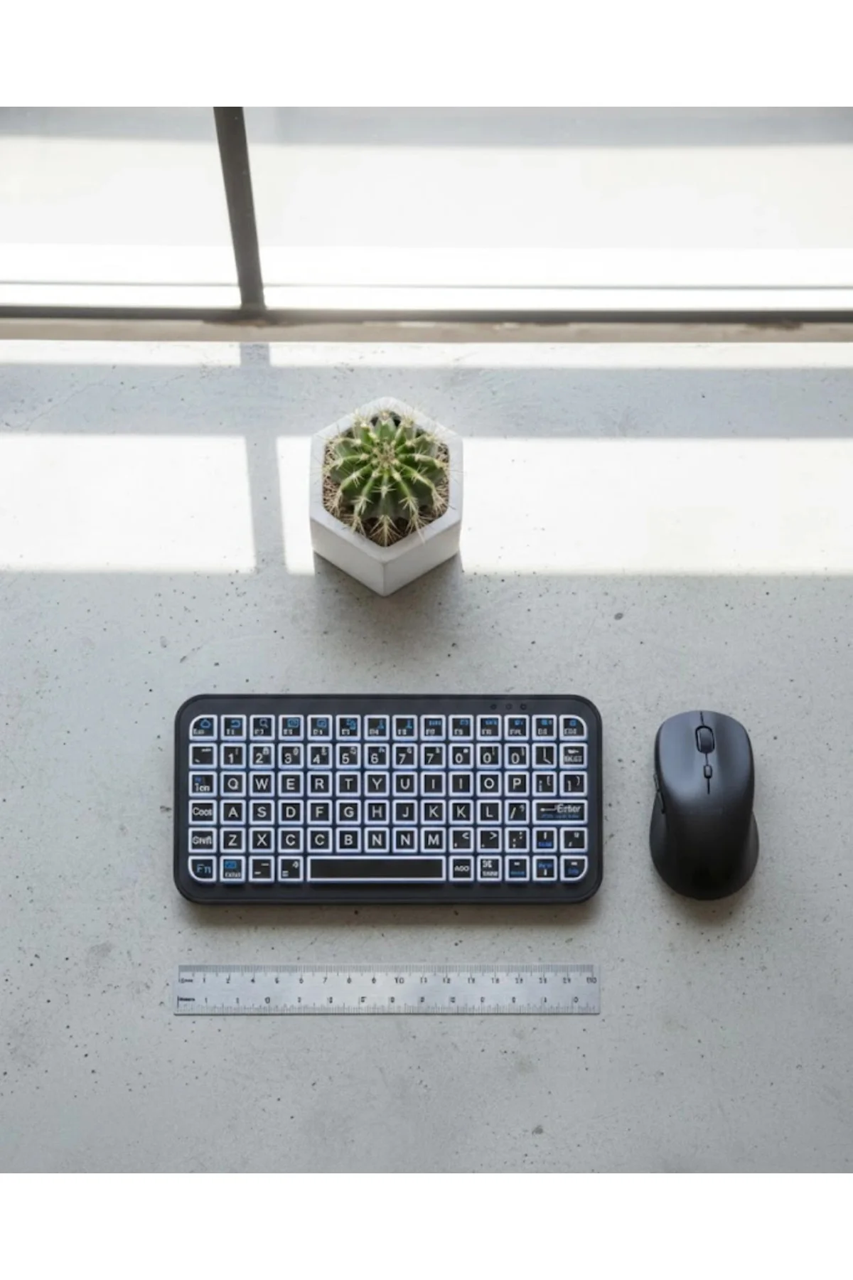 Rgb Işıklı Kablosuz Mini Klavye 10 Mm İnce Gövde