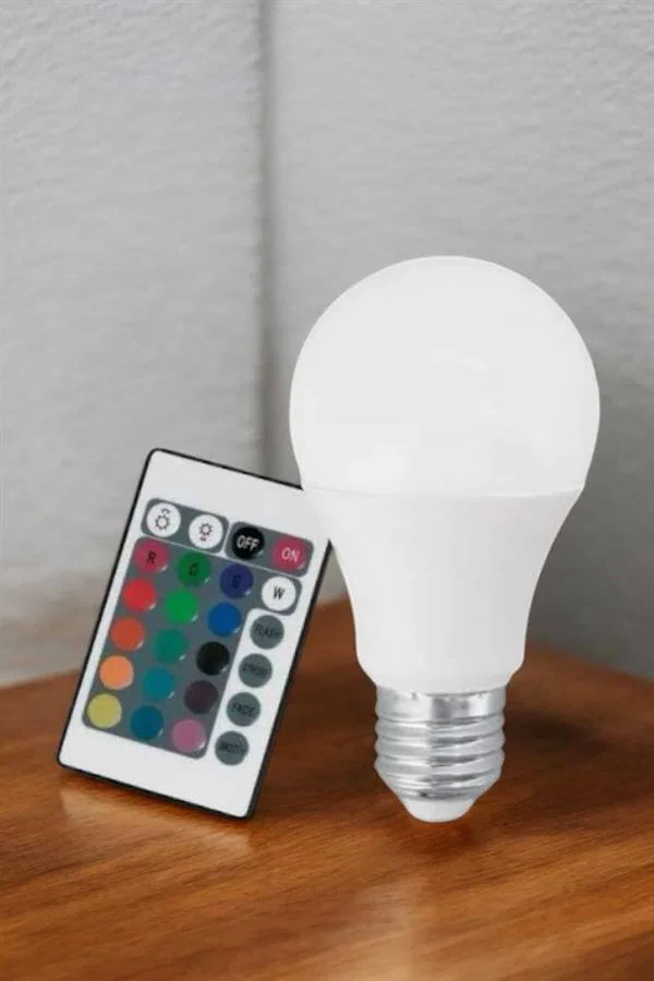RGB Led Lamba - Renk Değiştirebilen 15W LED Ampul 100W Eşdeğeri, Enerji Tasarruflu