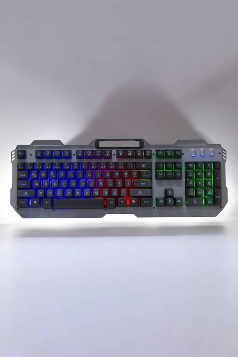 RGB Oyuncu Klavyesi Seti Q Layout Işıklı Mouse Hediyeli - Ergonomik Tasarım