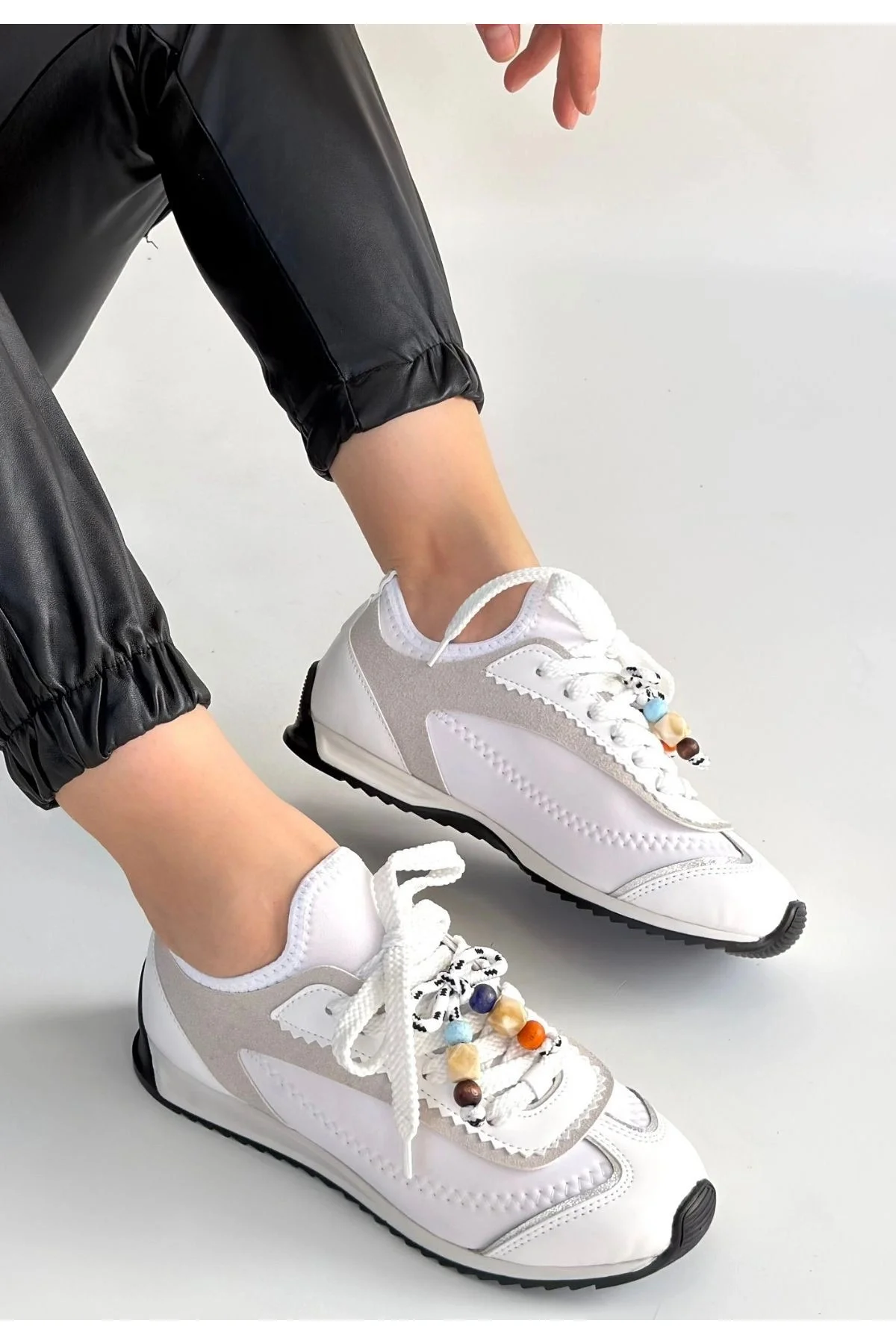 Riaf Beyaz Cilt Bağcıklı Spor Ayakkabı