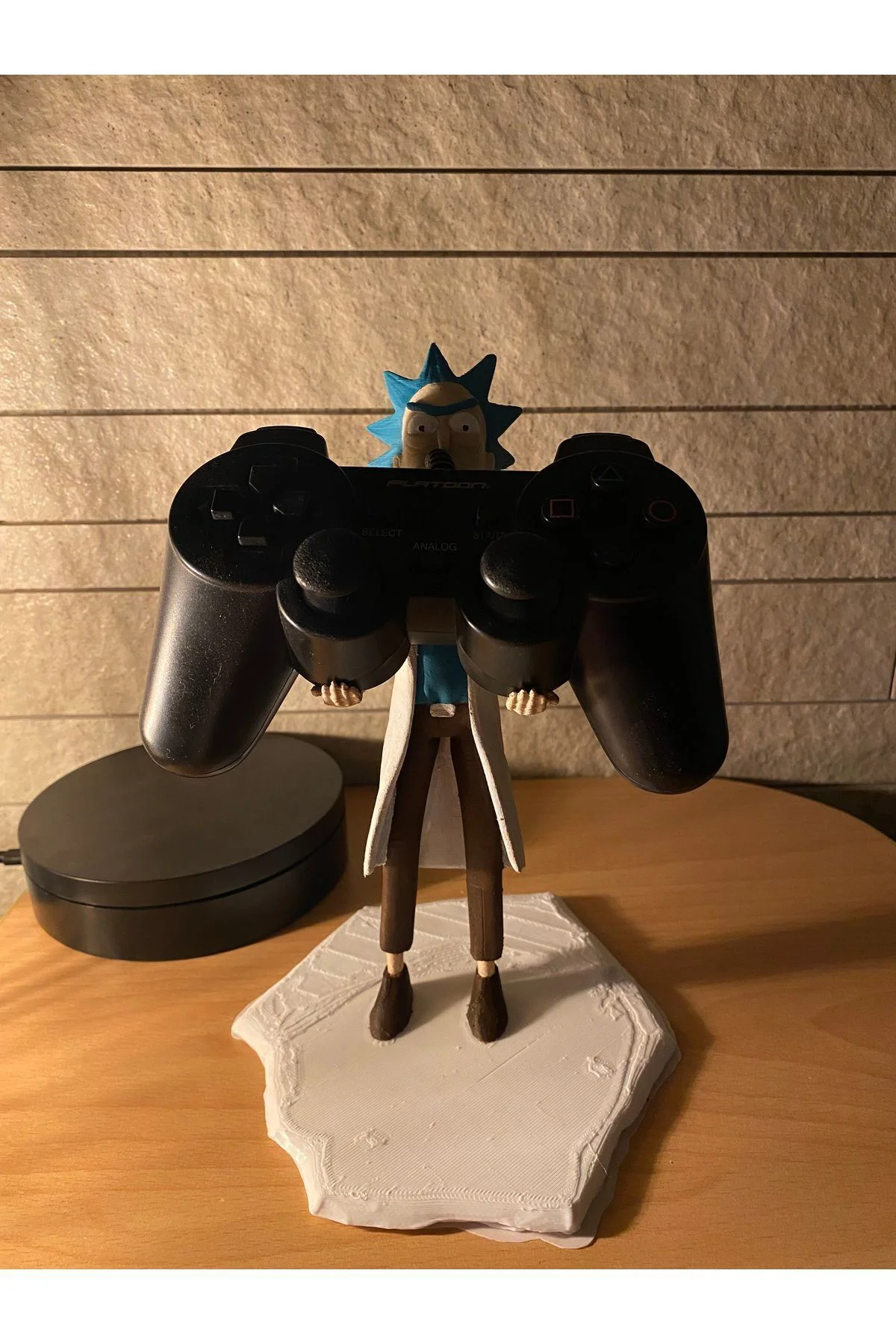 Rick And Morty Rick Sanchez Ps Kol Tutucu/joystick/telefon/kumanda Tutucu 24cm (PS/XBOX ILE UYUMLU)