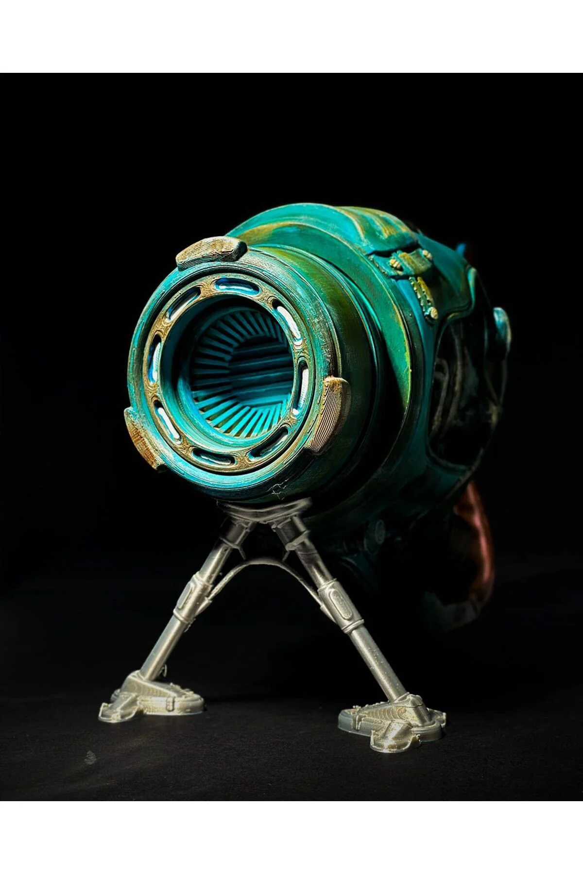 Rick And Morty Uzay Silahı Uzaylı Silahı Standlı Oyuncak 15CM