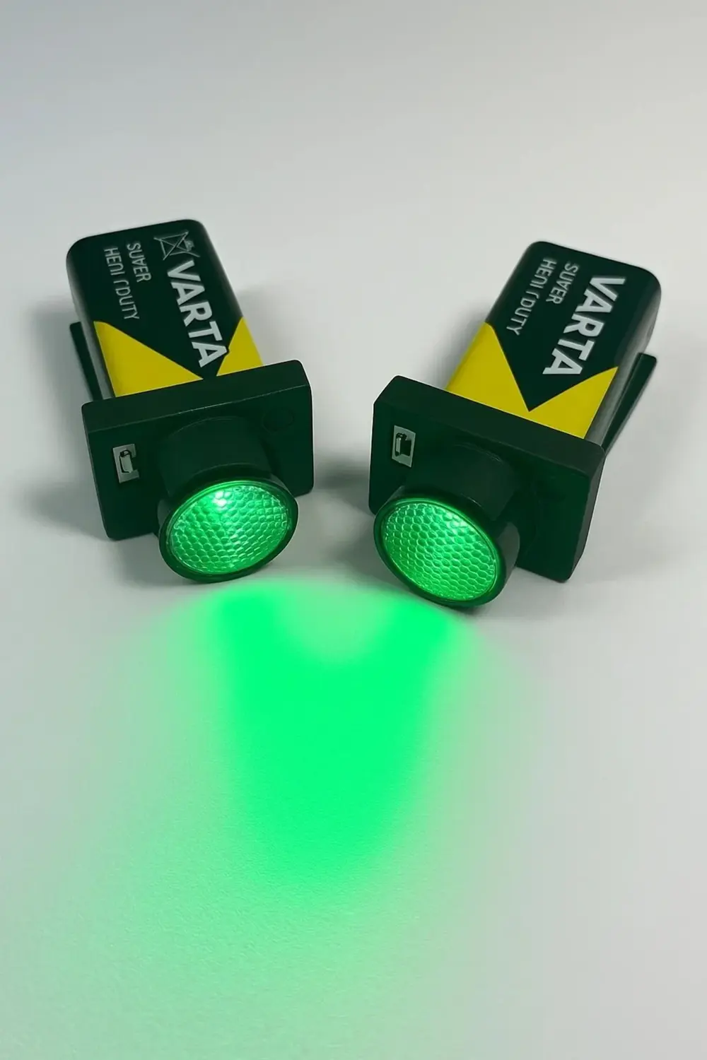 Ritme Duyarlı Yeşil Renk 1W Darbuka Işığı (Pil Dahil)