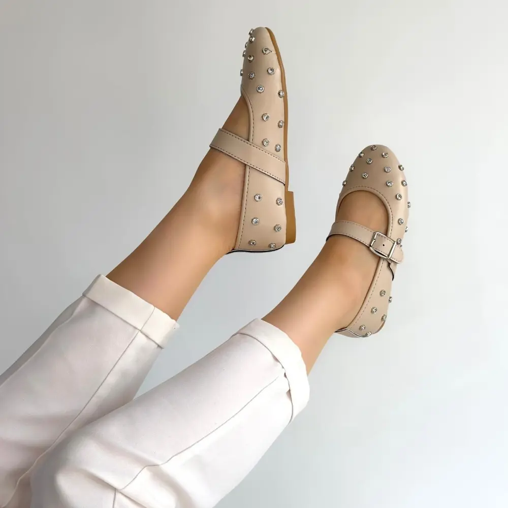 Ritta Bej Cilt Kemerli Babet Ayakkabı Ritta Bej Cilt Kemerli Babet Ayakkabı