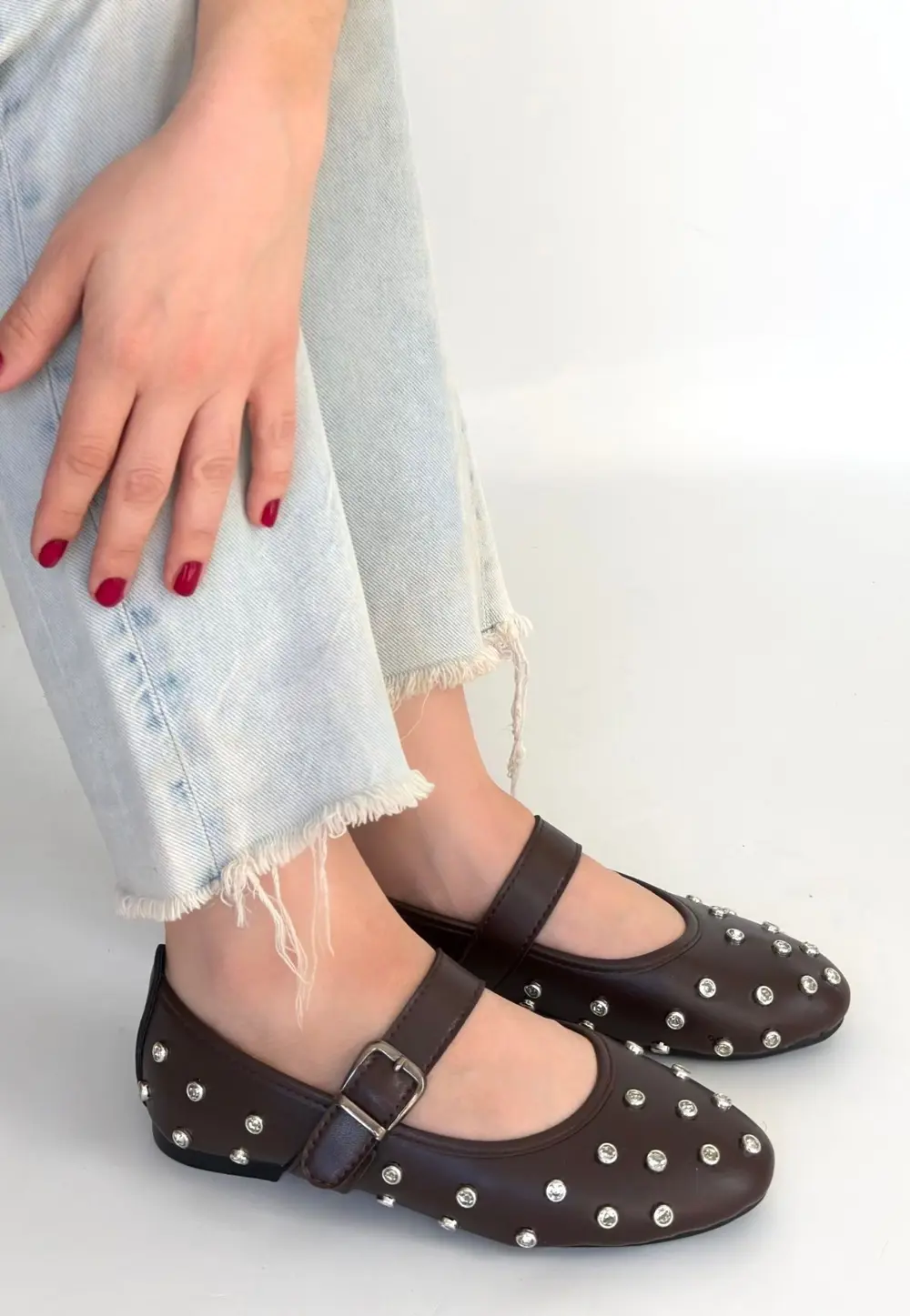 Ritta Kahverengi Cilt Kemerli Babet Ayakkabı Ritta Kahverengi Cilt Kemerli Babet Ayakkabı