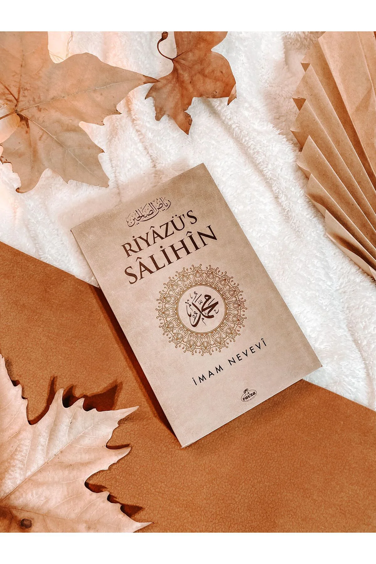 Riyazu's Salihin Tercümesi (KARTON KAPAK-METİNSİZ)