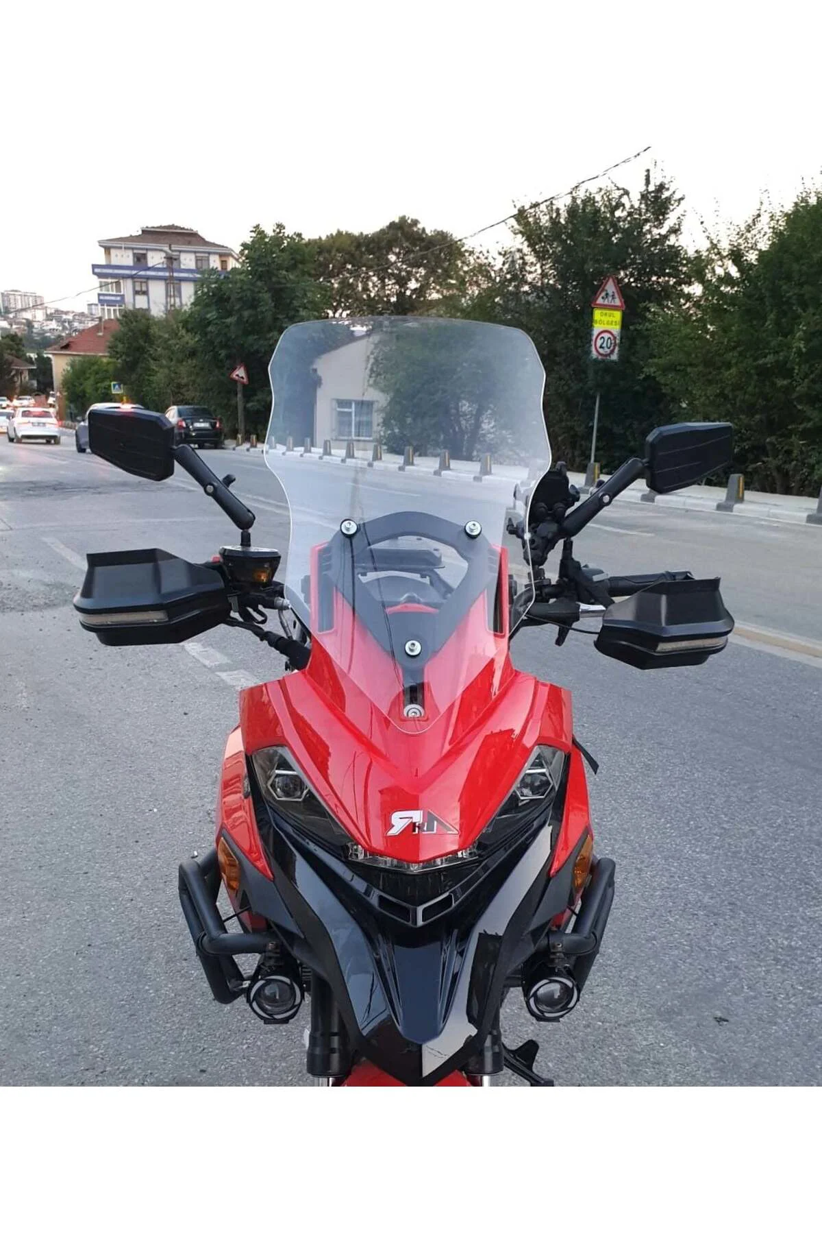 RKN 530 ADV Ön Cam 2021-2026 Model 55cm Şeffaf Renkli 4mm