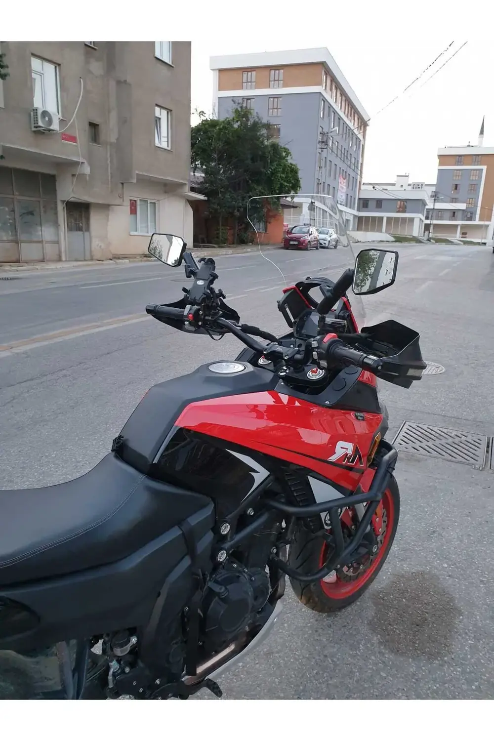 RKN 530 ADV Siperlik Ön Cam 2021-2025 Model uyumlu  55cm Şeffaf R