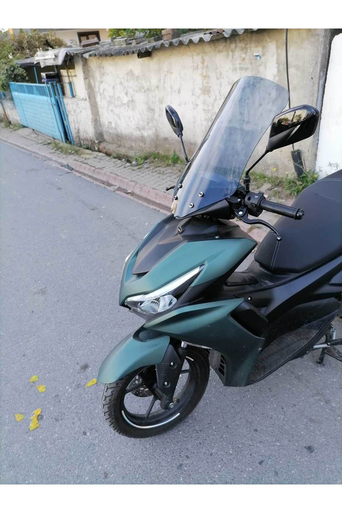 Motocam Rks Arome 125 Ön Cam 2023 2024 Model 54Cm Açıkfüme Renkli