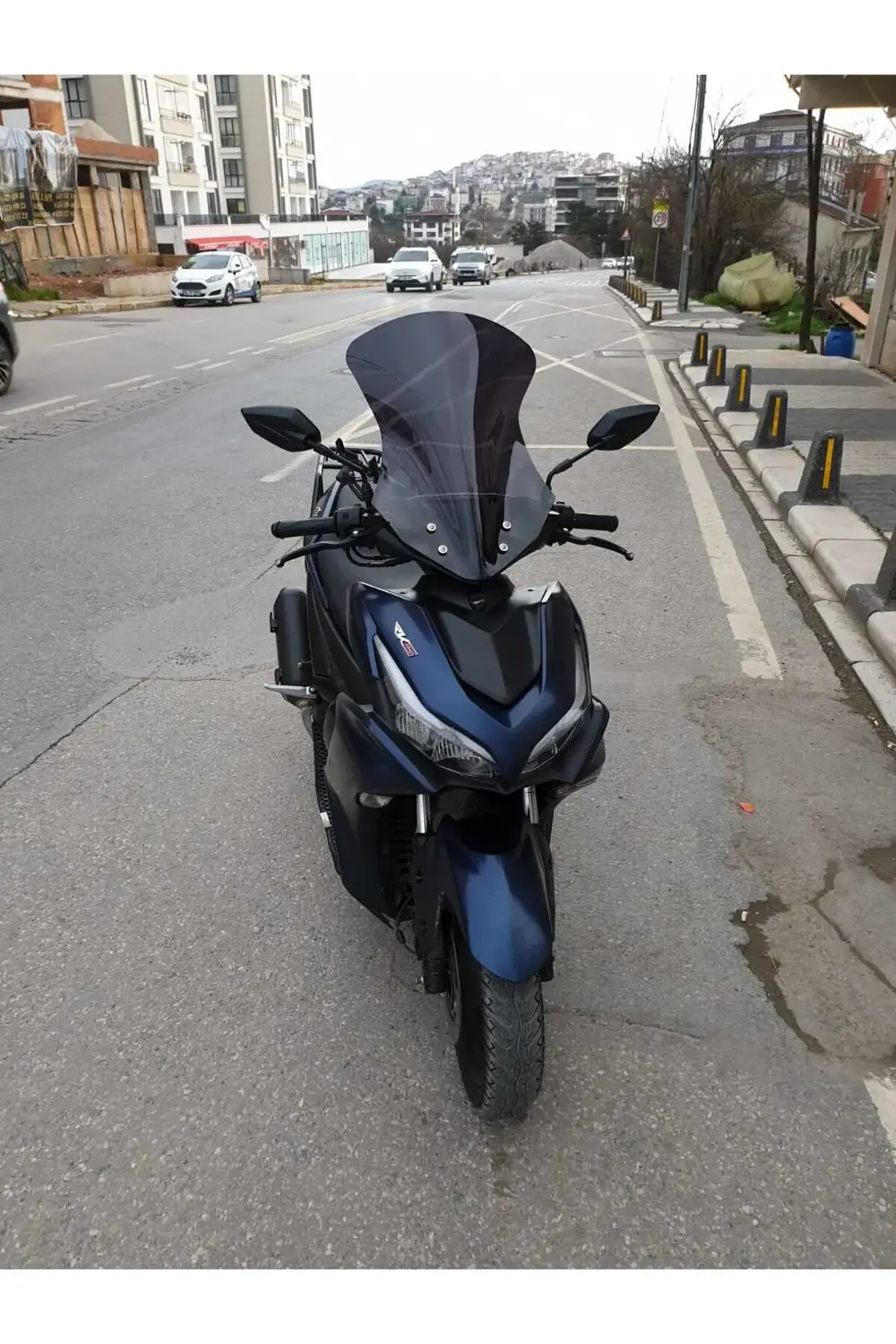 RKS Arome 125 Siperlik Ön Cam 2023-2025 Model 54cm Siyah Renkli S