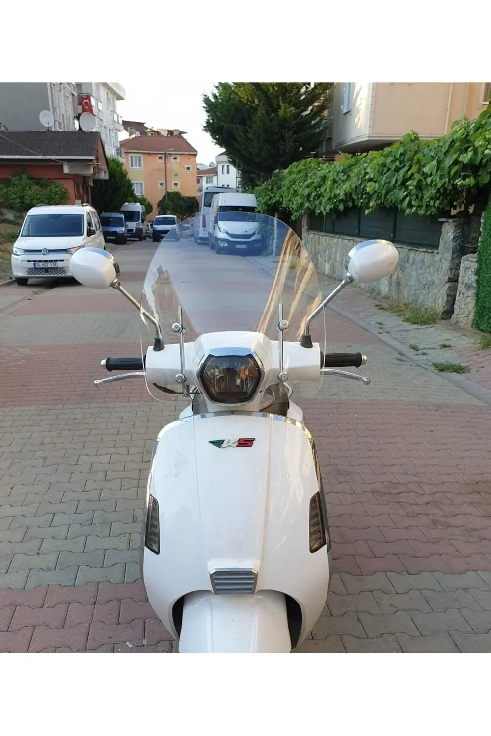 RKS Bitter Ön Cam 2022-2025 Model 37cm Şeffaf Renkli 4mm APARATSI