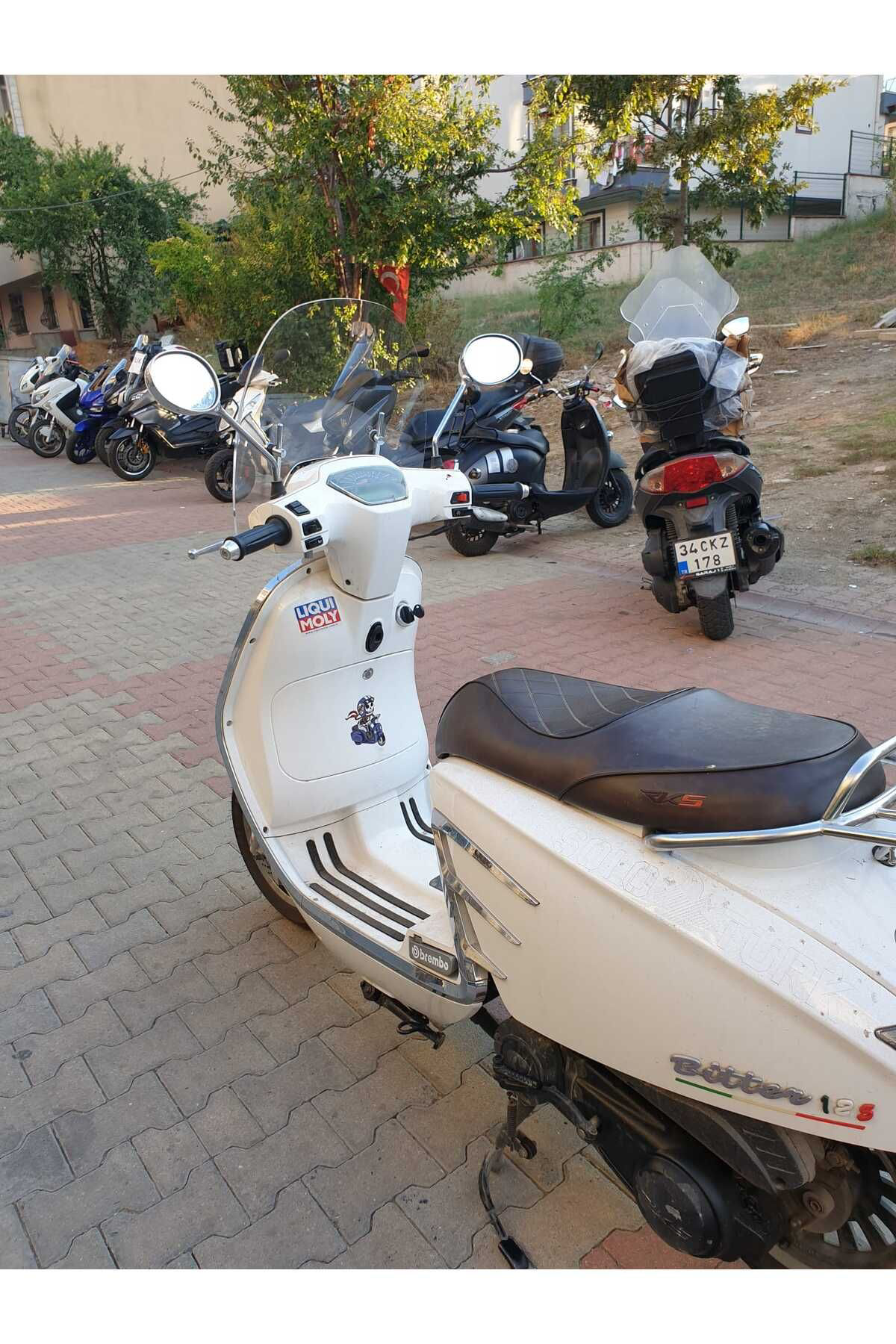 Motocam Rks Bitter Siperlik Ön Cam 2022-2025 Model 43Cm Şeffaf Renkli 4Mm