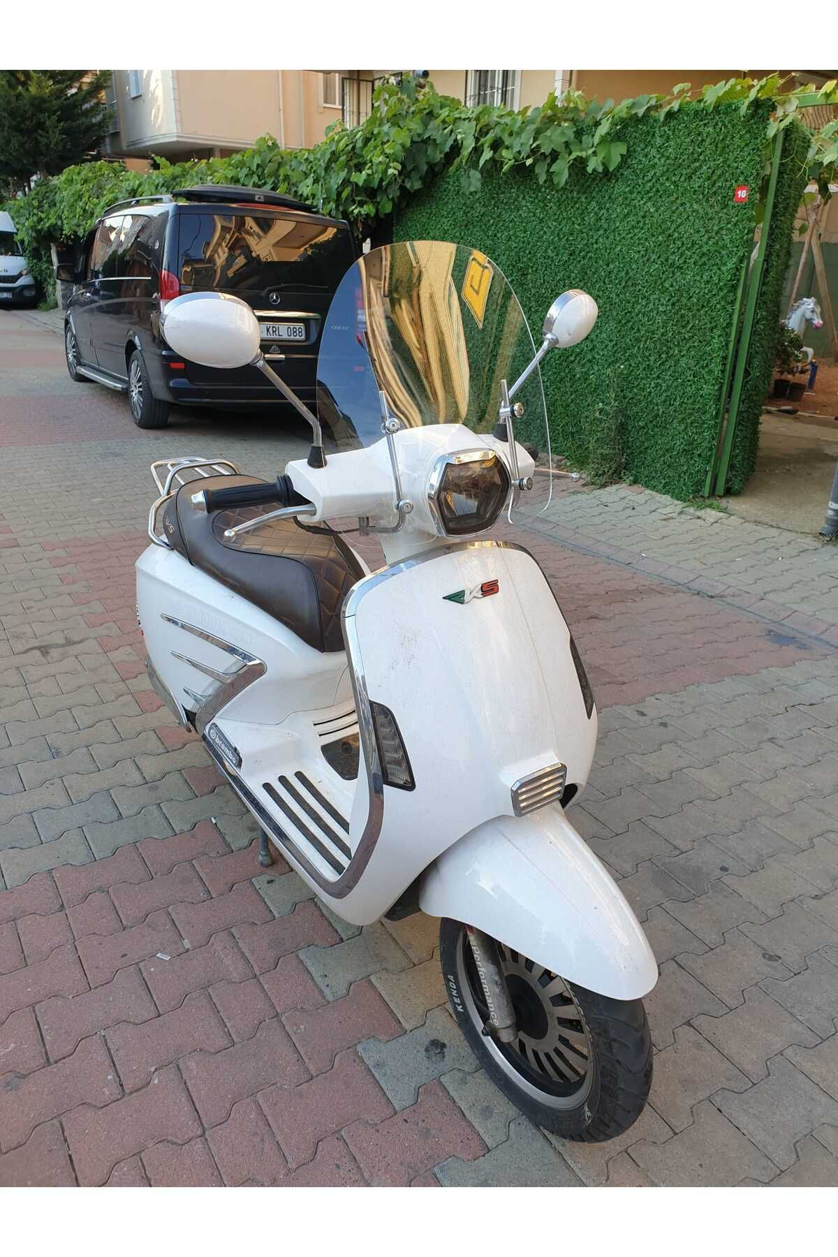 Motocam Rks Bitter Siperlik Ön Cam 2022-2025 Model 43Cm Şeffaf Renkli 4Mm