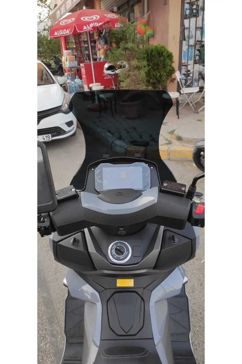 Rks Blade Ön Cam 2023 2024 Model 65cm Siyah Renkli 4mm ORTA BOYLU