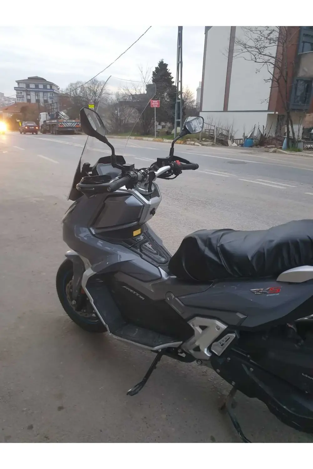 Rks Freccia 150 Ön Cam Alt Siyah 2022 2024 Model 75cm Şeffaf Renk