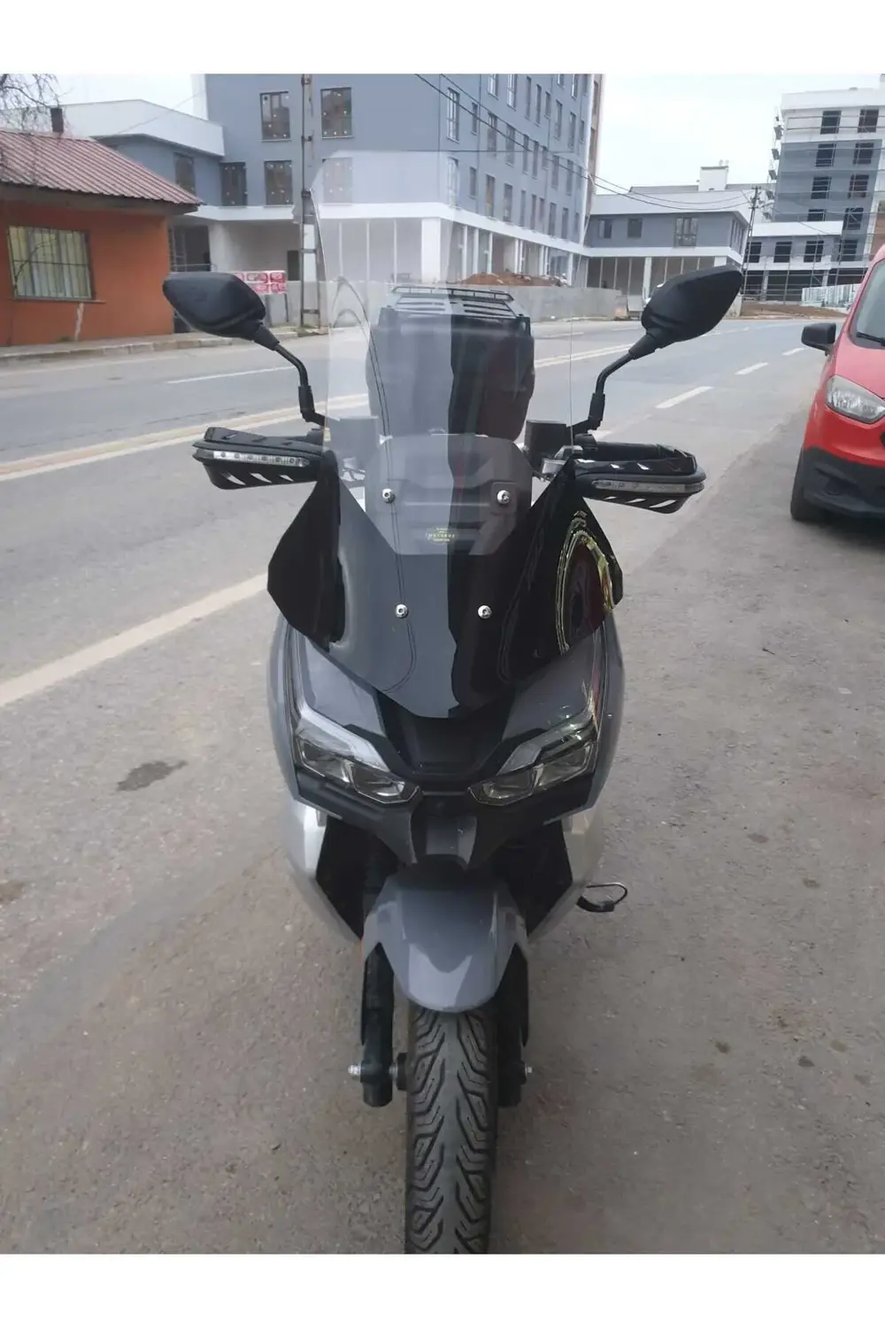 Rks Freccia 150 Ön Cam Alt Siyah 2022 2024 Model 75cm Şeffaf Renk