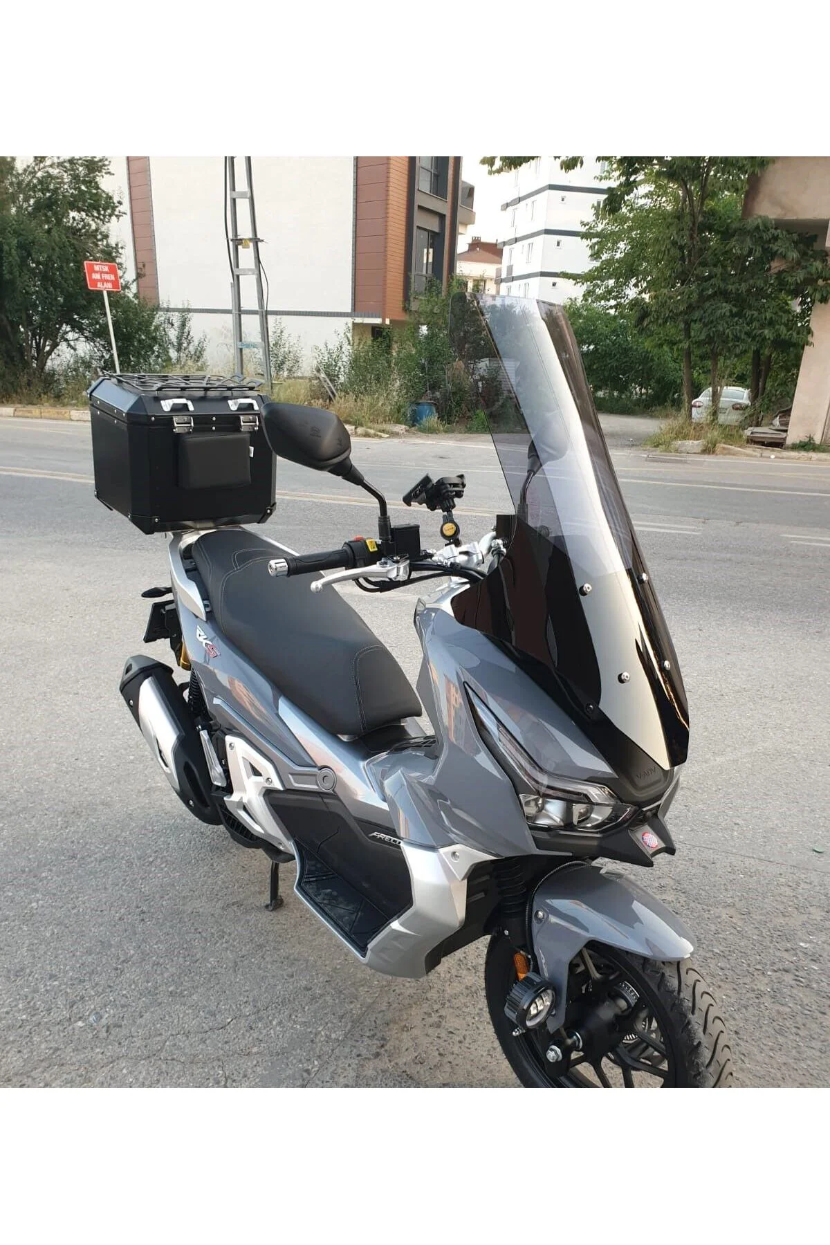 RKS Freccia Ön Cam 2022-2026 Model 78cm Füme Renkli 4mm UZUN