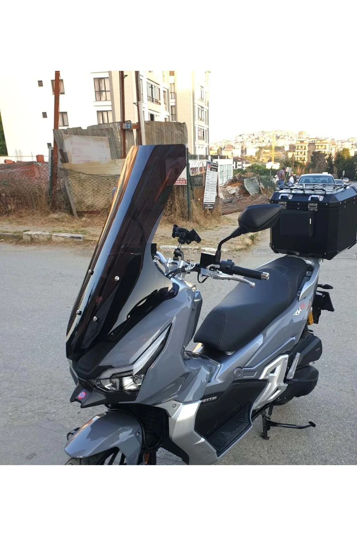 RKS Freccia Ön Cam 2022-2026 Model 78cm Siyah Renkli 4mm UZUN