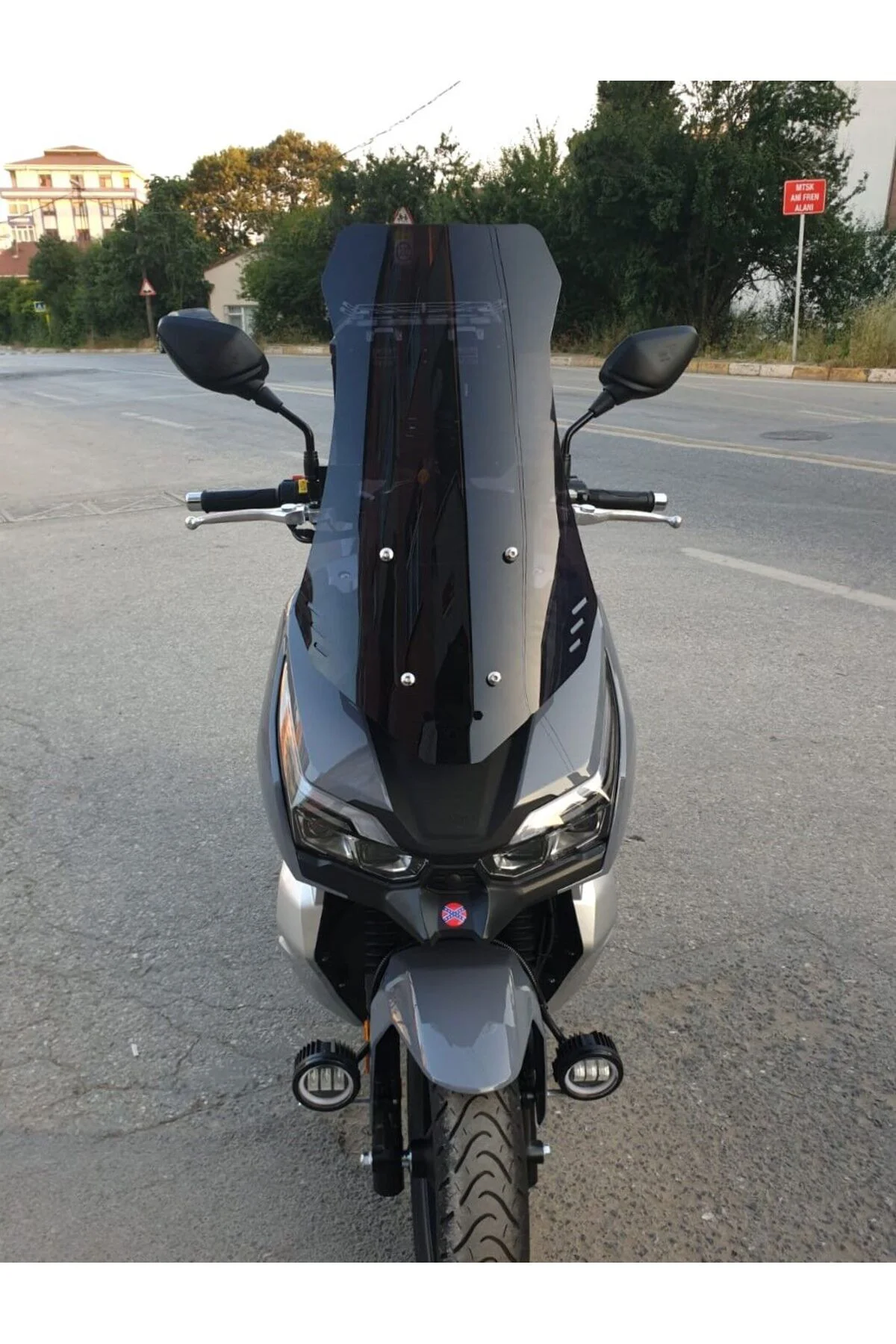 RKS Freccia Ön Cam 2022-2026 Model 65cm Siyah Renkli 4mm ORTA BOY