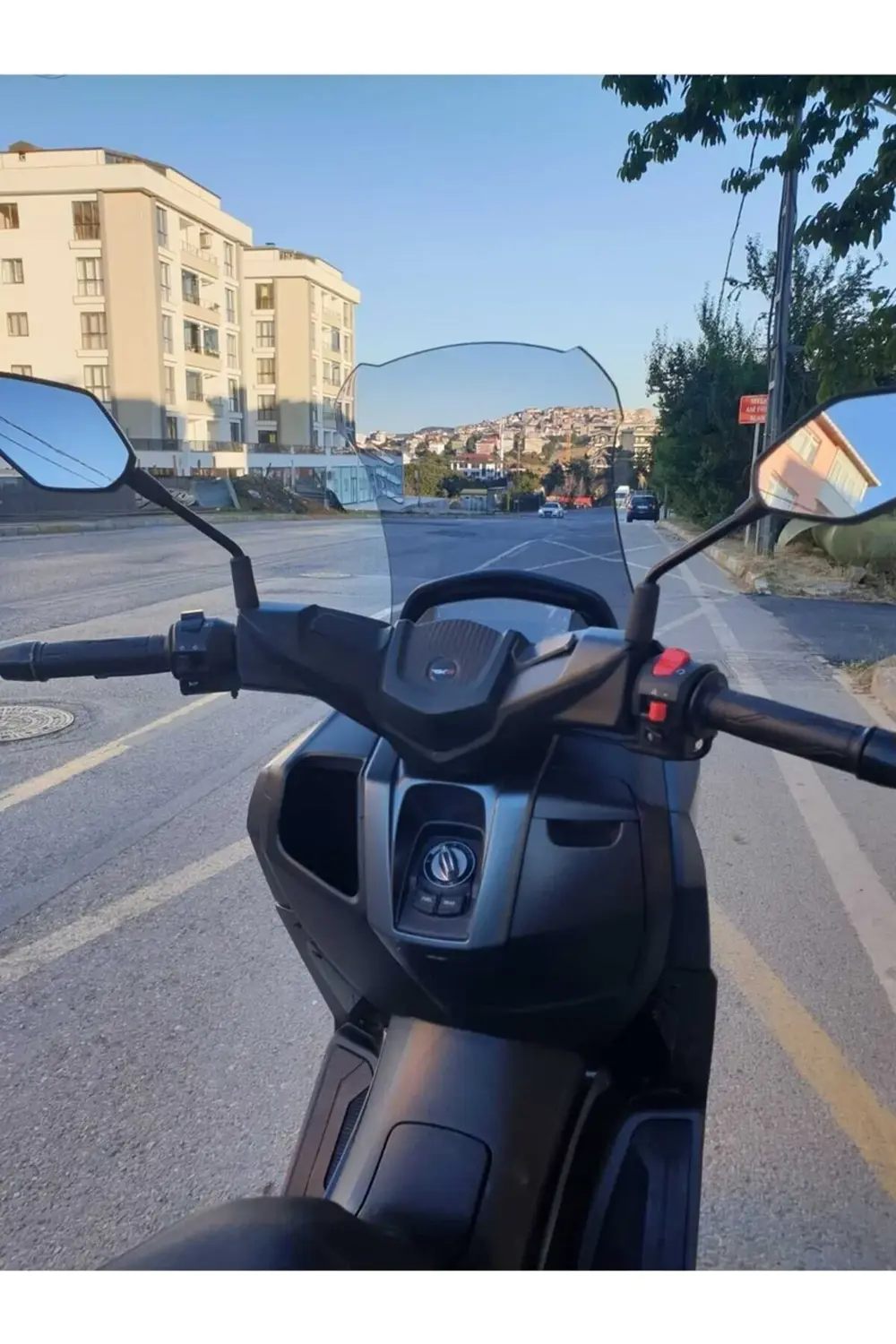 RKS Grace 202 Ön Cam 2022-2025 Model 75cm Füme Renkli 4mm UZUN