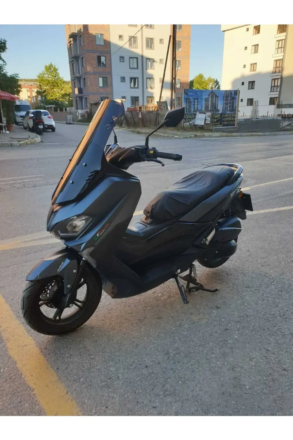 RKS Grace 202 Ön Cam 2022-2025 Model 75cm Siyah Renkli 4mm UZUN