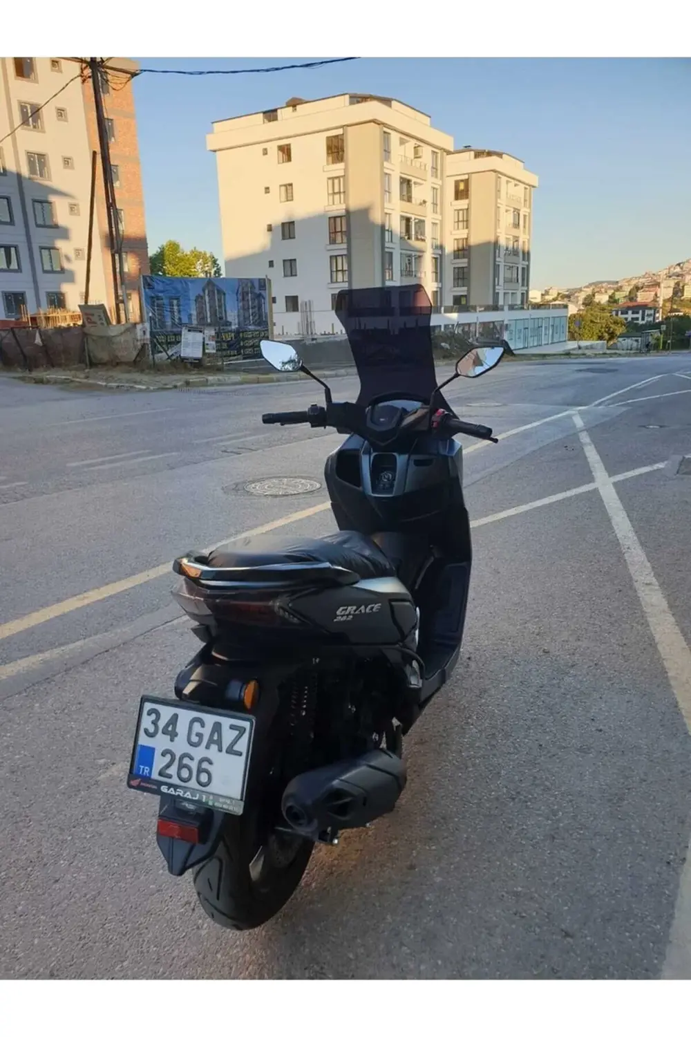 RKS Grace 202 Ön Cam 2022-2025 Model 78cm Siyah Renkli 4mm UZUN