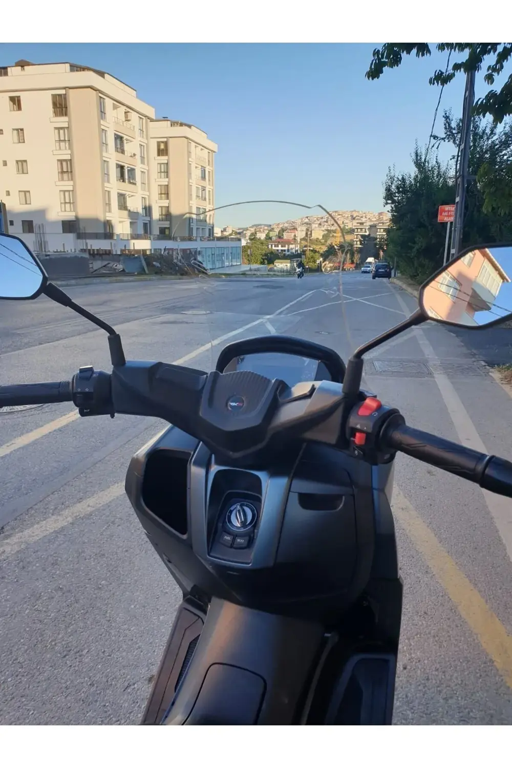 Rks Grace 202 Ön cam 2022 Model Yılı 65cm Şeffaf renk 4mm Orta Bo