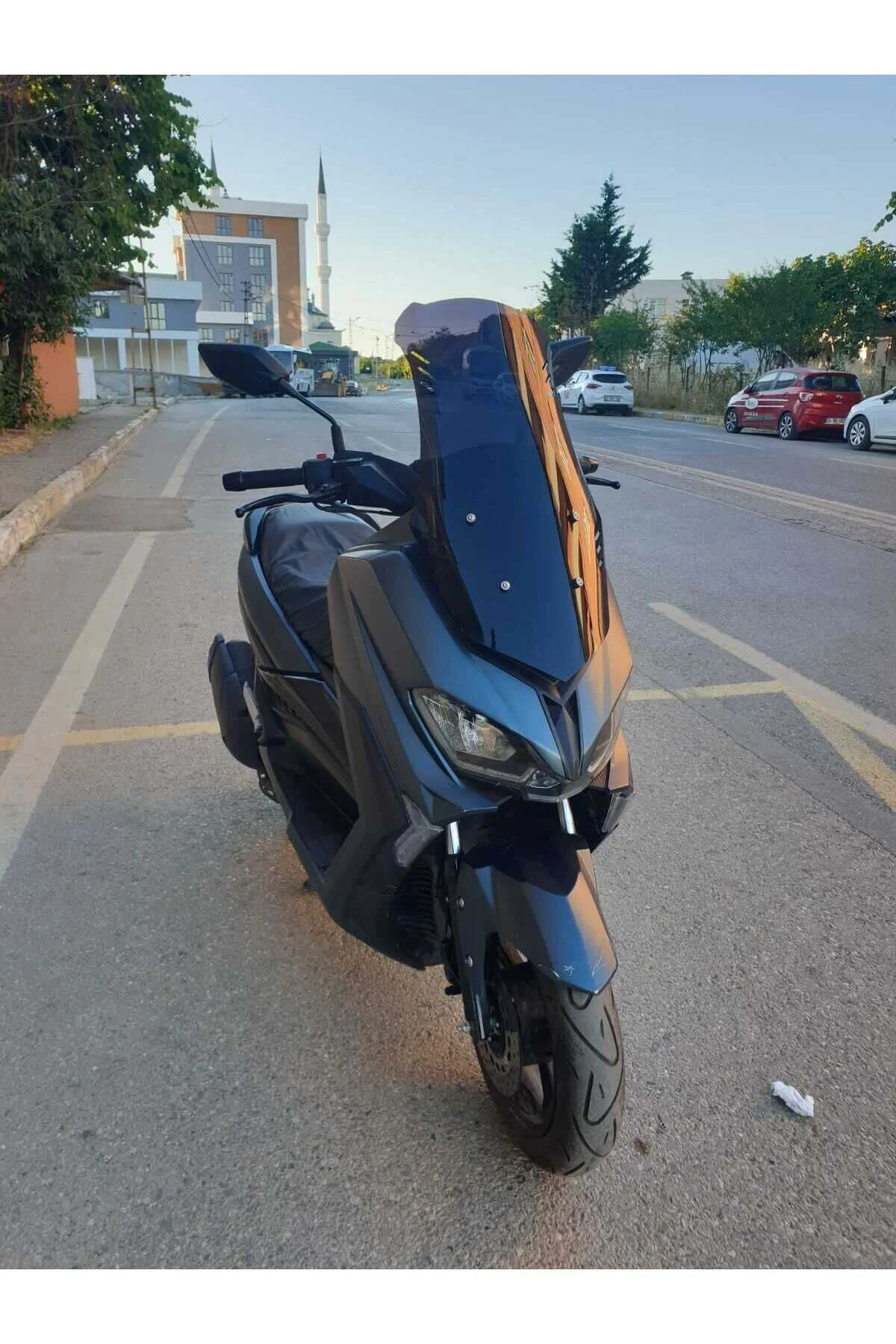 RKS Grace 202 Ön Cam 2022-2026 Model 65cm Siyah Renkli 4mm ORTA B