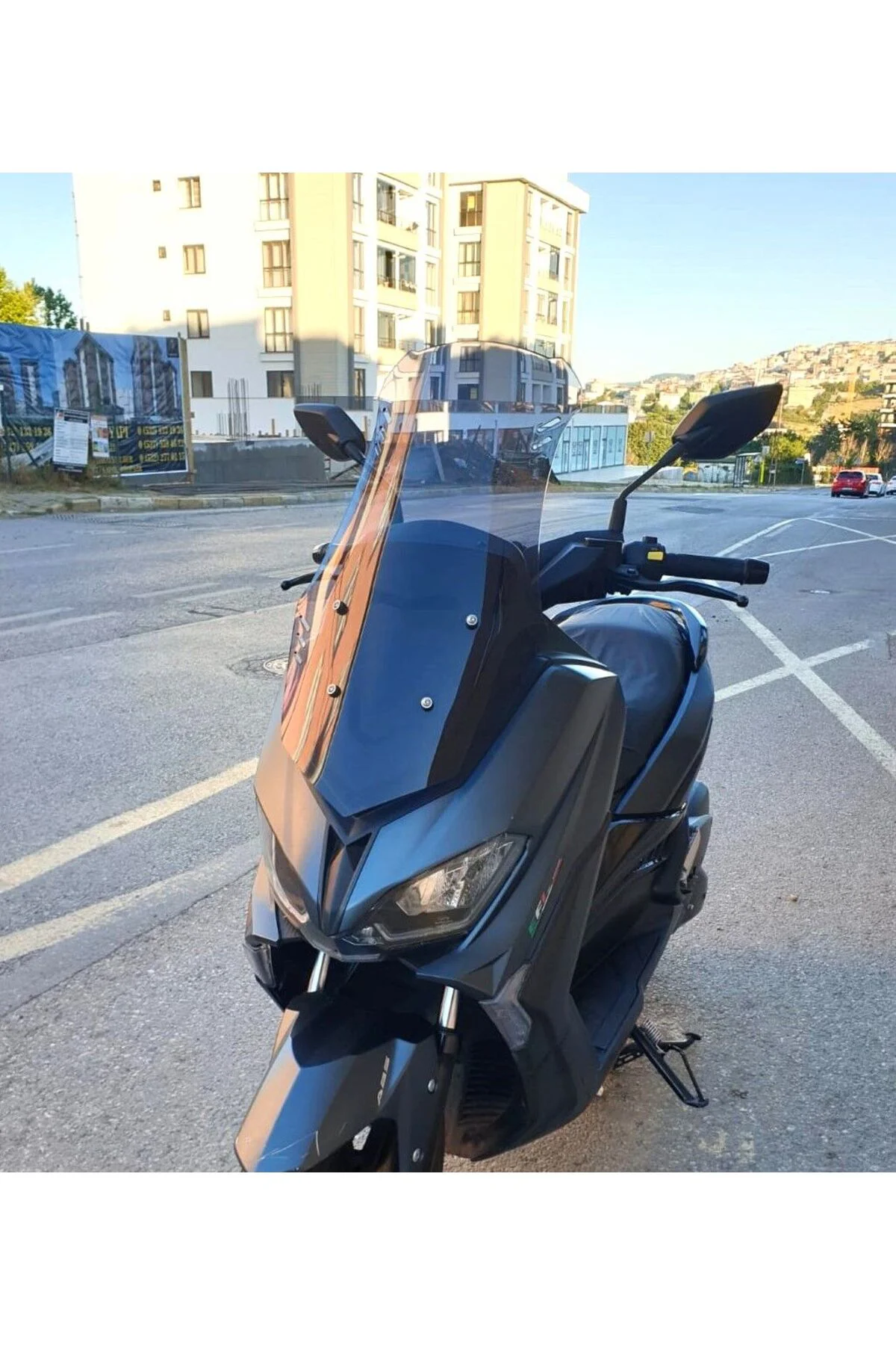 RKS Grace 202 Ön Cam 2022-2026 Model 65cm Füme Renkli 4mm ORTA BOYLU
