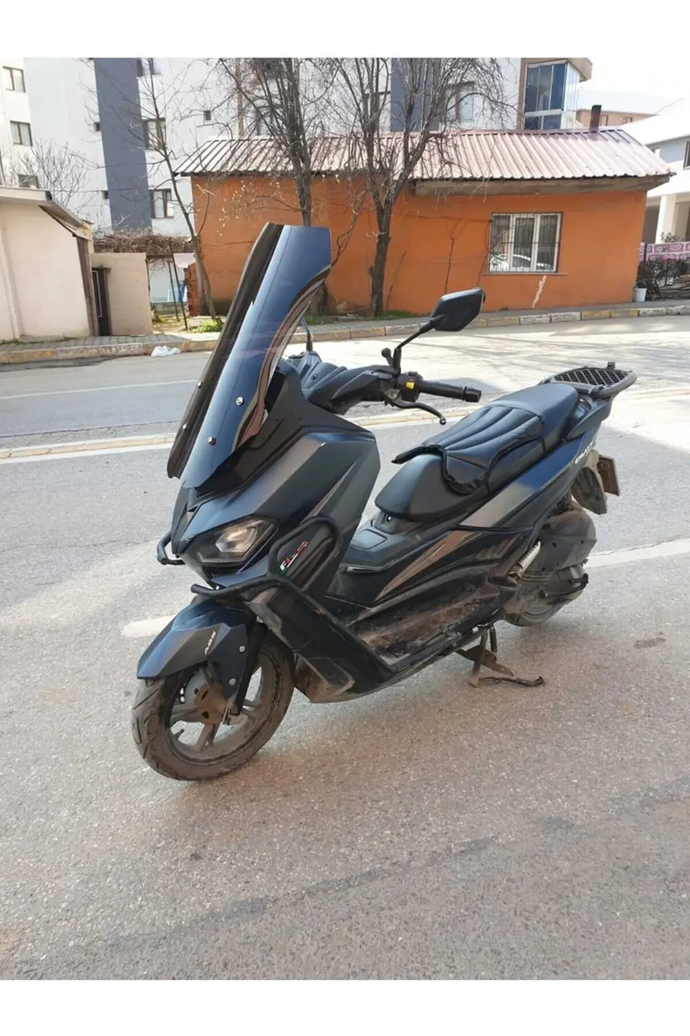 RKS Grace PRO Ön Cam 2023-2025 Model 57cm Siyah Renkli 4mm