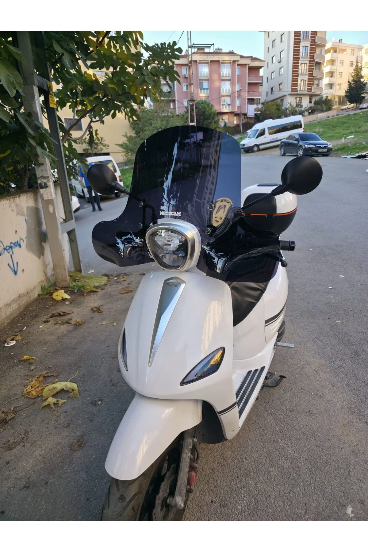 Rks Letbe LB 125 Ön Cam 2023-2026 Model 45cm Siyah Renkli 4mm Elc