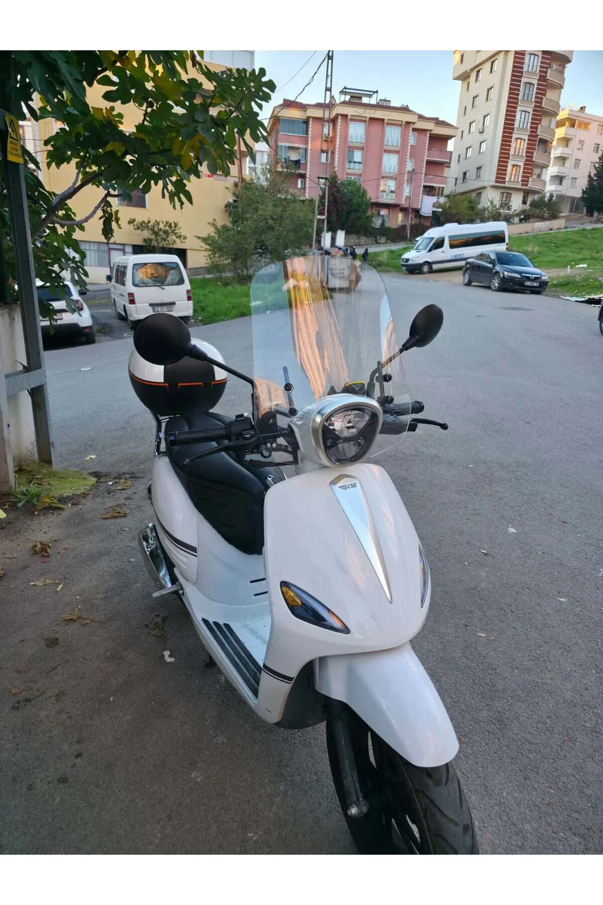 Rks Letbe LB 125 Ön Cam 2023-2026 Model 44cm Şeffaf Renkli 4mm AP